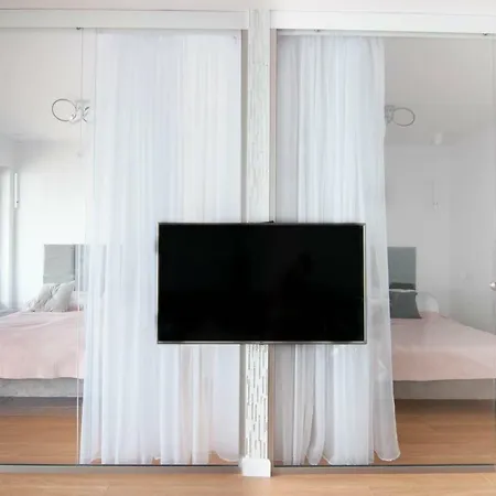 Sailor Z Widokiem Na Morze - Nadmorski Luksus Ustronie Morskie