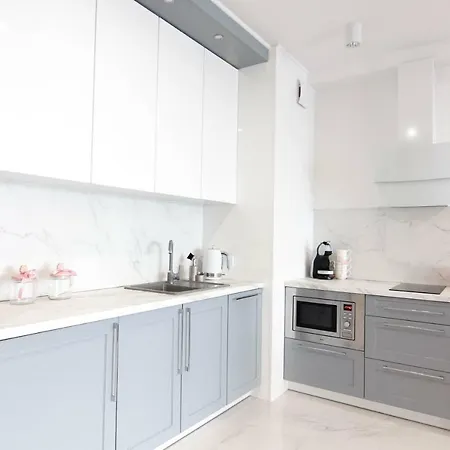 Sailor Z Widokiem Na Morze - Nadmorski Luksus Ustronie Morskie