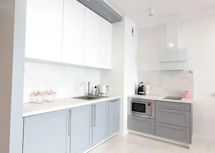 Sailor Z Widokiem Na Morze - Nadmorski Luksus Ustronie Morskie